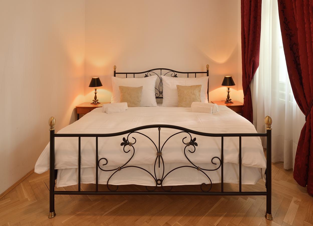 Ambiente Serviced Apartments - Tallerova บราติสลาวา ภายนอก รูปภาพ