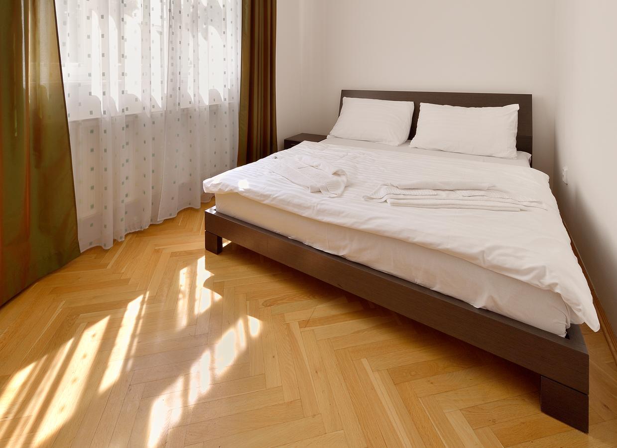 Ambiente Serviced Apartments - Tallerova บราติสลาวา ภายนอก รูปภาพ