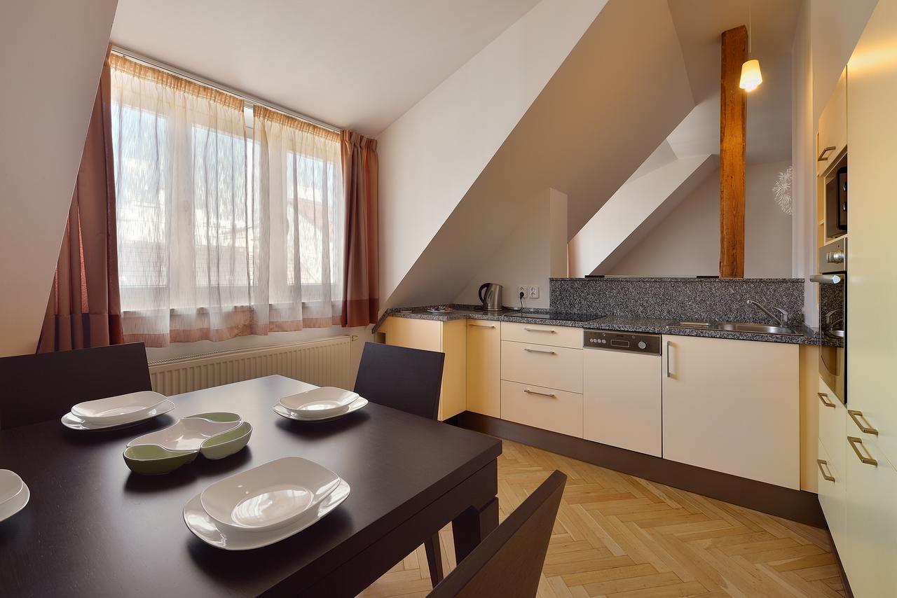 Ambiente Serviced Apartments - Tallerova บราติสลาวา ภายนอก รูปภาพ