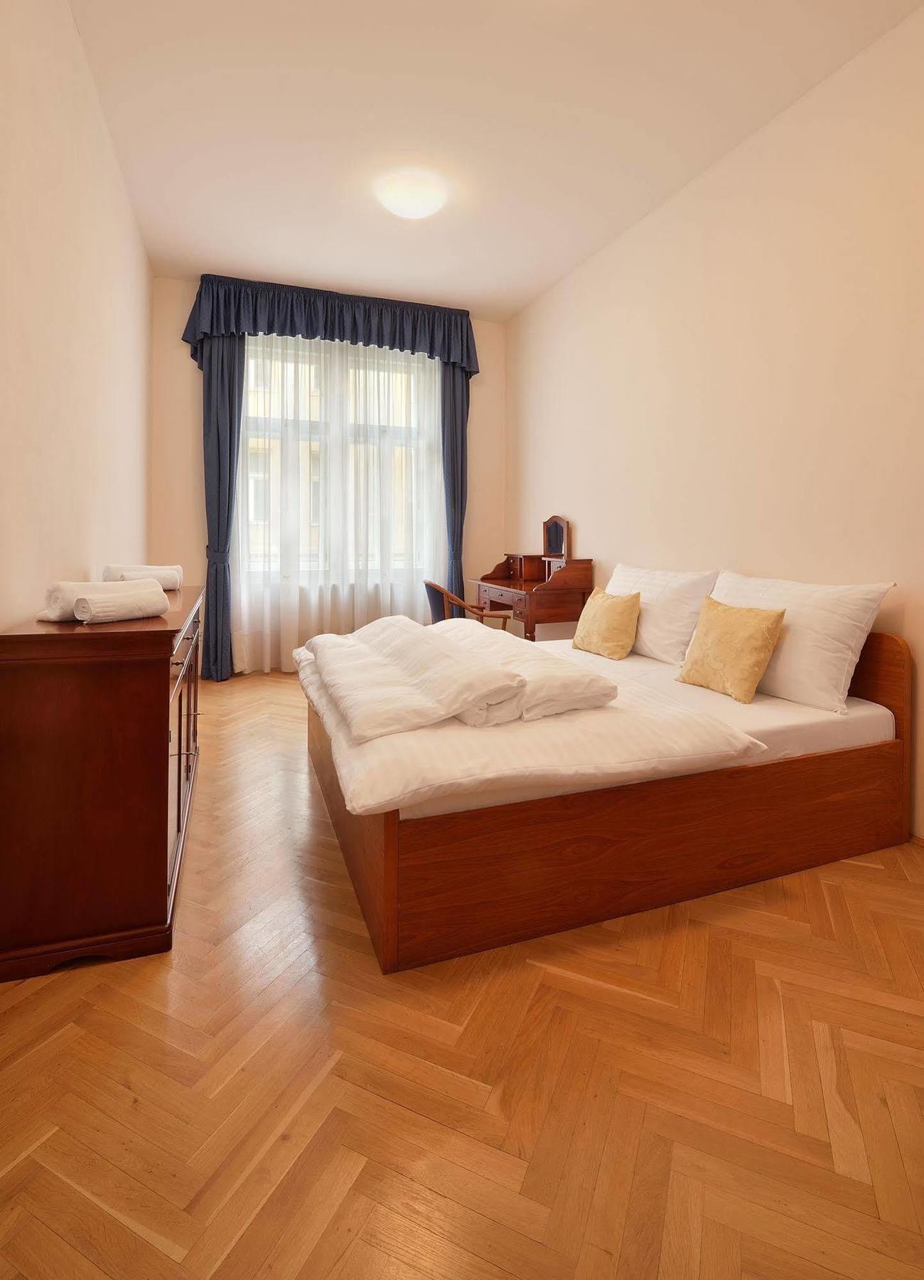 Ambiente Serviced Apartments - Tallerova บราติสลาวา ภายนอก รูปภาพ