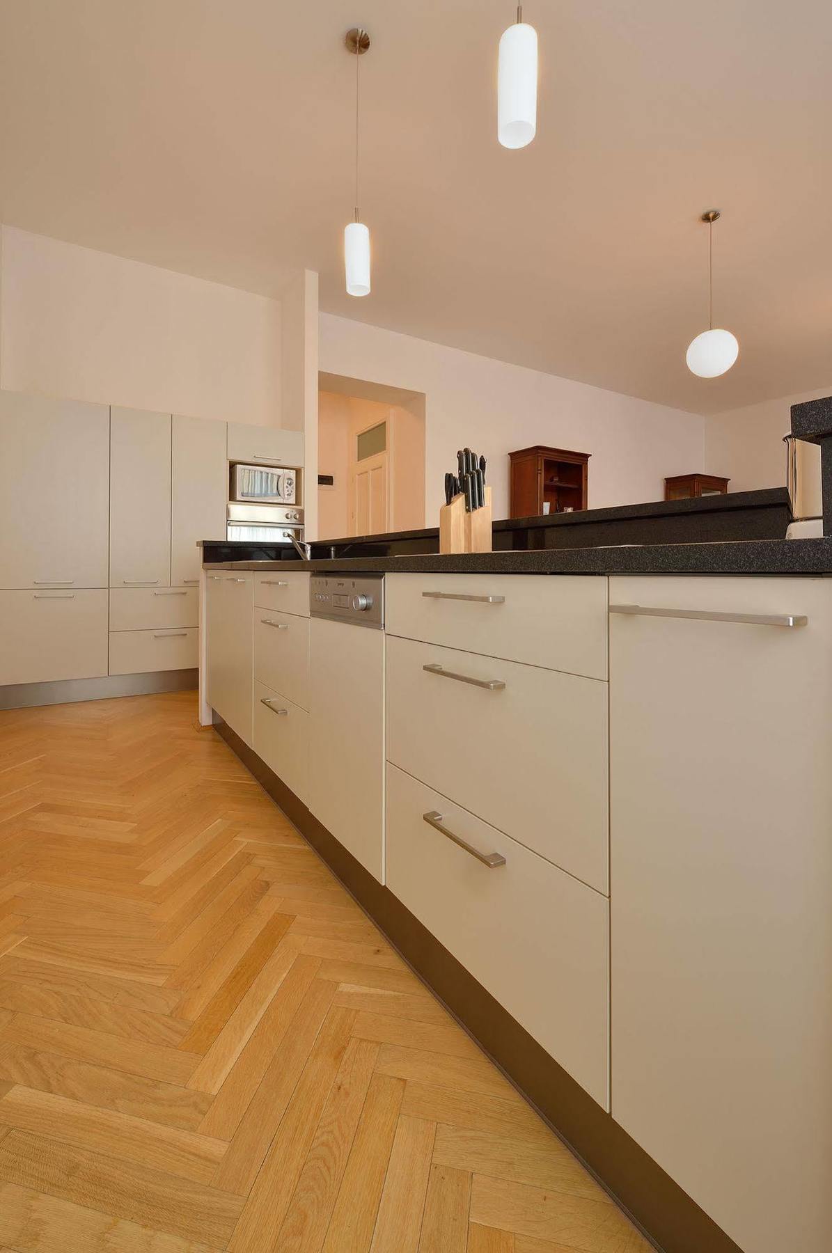 Ambiente Serviced Apartments - Tallerova บราติสลาวา ภายนอก รูปภาพ
